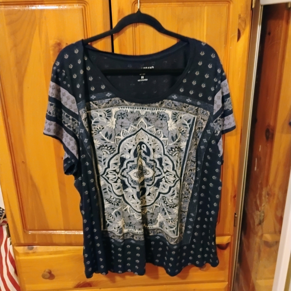 Lucky Brand Navy and Gray Patterned Short Sleeve Top